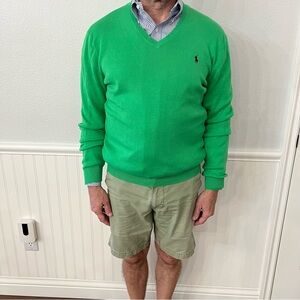NWOT. Polo Ralph Lauren Men’s Green Pima Cotton V Neck Sweater. Size Medium.